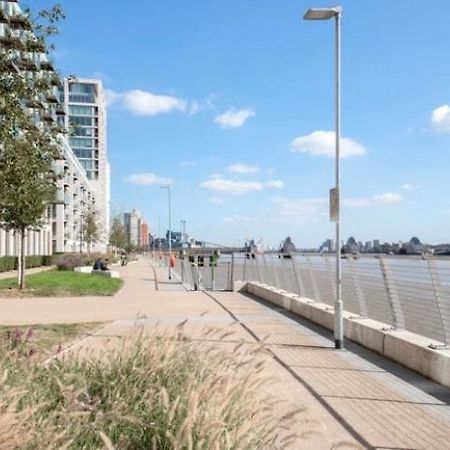 Large Double Room Overlooking The Thames Londres Exterior foto