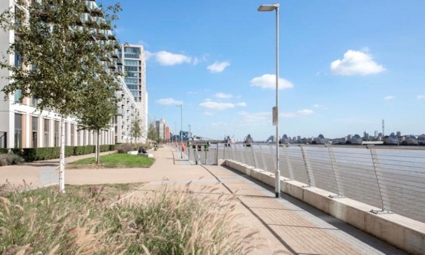 Large Double Room Overlooking The Thames Londres Exterior foto